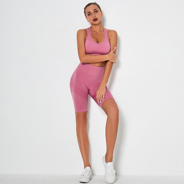 pieces/set of women seamless yoga wear suit sports bra sportswear fitness set high waist tight running shorts outfit
pieces/set of women seamless yoga wear suit sports bra sportswear fitness set high waist tight running shorts outfit