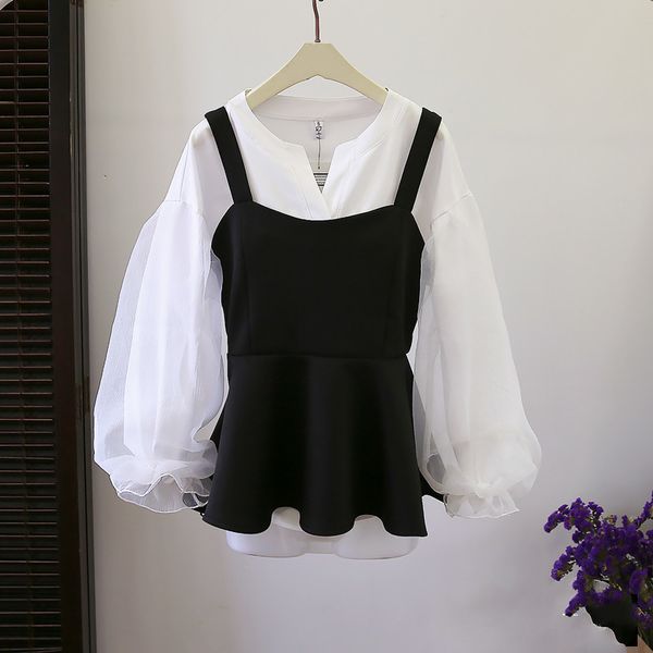 spring 2 piece set blouse woman korean bubble sleeve white shirt+strap ruffle hem girls ladies blouses blusas 210510
spring 2 piece set blouse woman korean bubble sleeve white shirt+strap ruffle hem girls ladies blouses blusas 210510