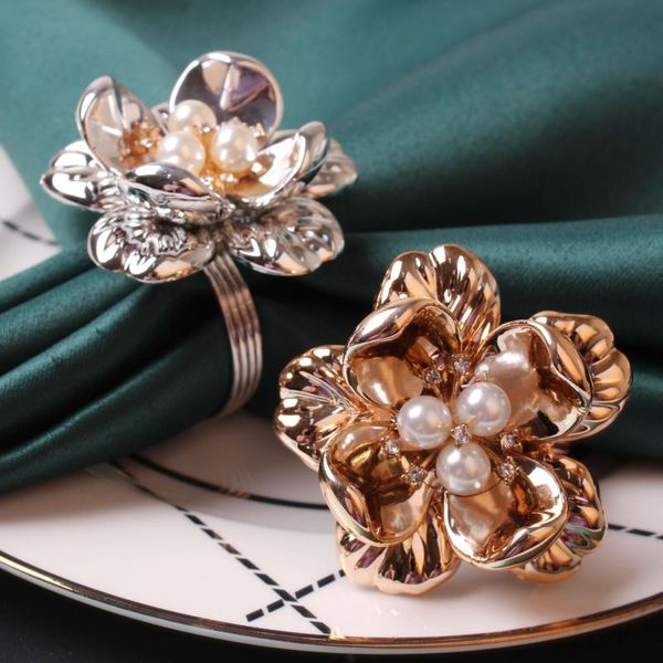 napkin rings 6pcs/lot pearl flower ring rose metal button wedding tableware deskdecoration
napkin rings 6pcs/lot pearl flower ring rose metal button wedding tableware deskdecoration
