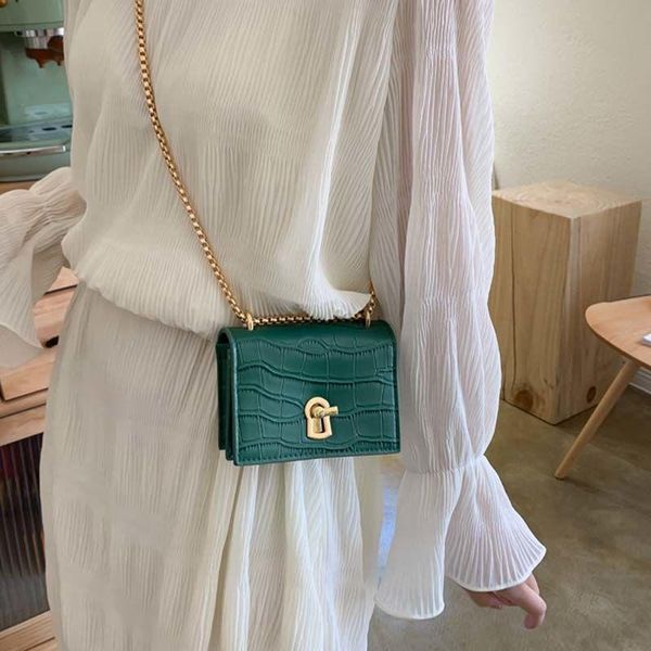 shoulder bags mini stone pattern chain bag women's 2021 solid color cool square sling casual simple shoulder/crossbody fashion
shoulder bags mini stone pattern chain bag women's 2021 solid color cool square sling casual simple shoulder/crossbody fashion