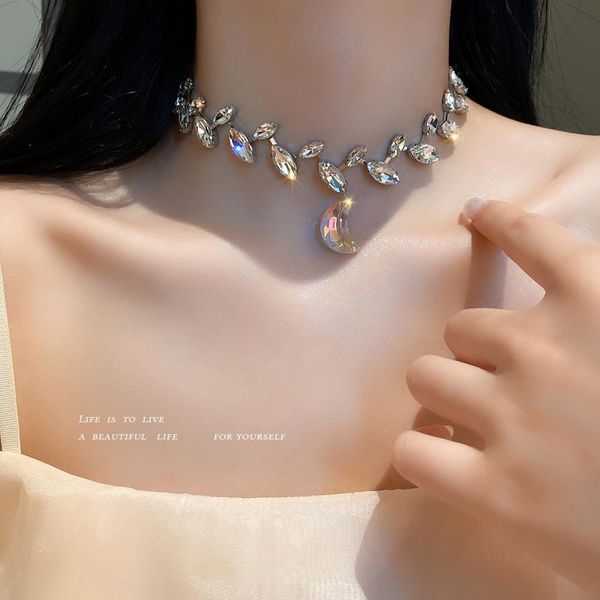 pendant necklaces korea full crystal jewelry star moon necklace luxury design clavicle chain collares para mujer, Silver
pendant necklaces korea full crystal jewelry star moon necklace luxury design clavicle chain collares para mujer, Silver