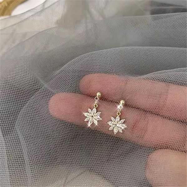 stud 14 k yellow gold color real natural white diamond earring for women mystic wedding brides hypoallergenic earrings, Golden;silver
stud 14 k yellow gold color real natural white diamond earring for women mystic wedding brides hypoallergenic earrings, Golden;silver