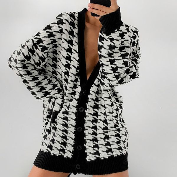 women's sweaters deep neckline in v houndstooth women's nightgown long casual sleeve loose wool jacket contrast color korean fashi, White;black
women's sweaters deep neckline in v houndstooth women's nightgown long casual sleeve loose wool jacket contrast color korean fashi, White;black