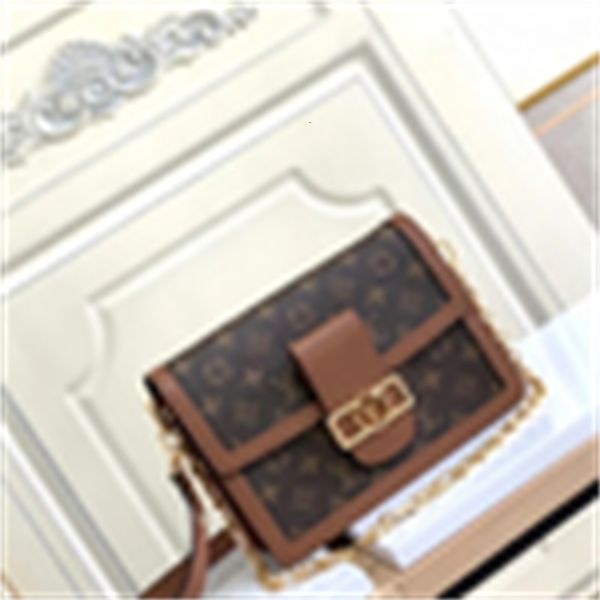 handbags totes bag dauphine handbag designer iconic handles shoulder bags luxury cross body bag clutches evening m44391 messenger
handbags totes bag dauphine handbag designer iconic handles shoulder bags luxury cross body bag clutches evening m44391 messenger
