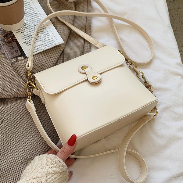 niche design messenger handbags 2021 fashion high-end style underarm bag shoulder bucket dual-use width: 22cm bags
niche design messenger handbags 2021 fashion high-end style underarm bag shoulder bucket dual-use width: 22cm bags