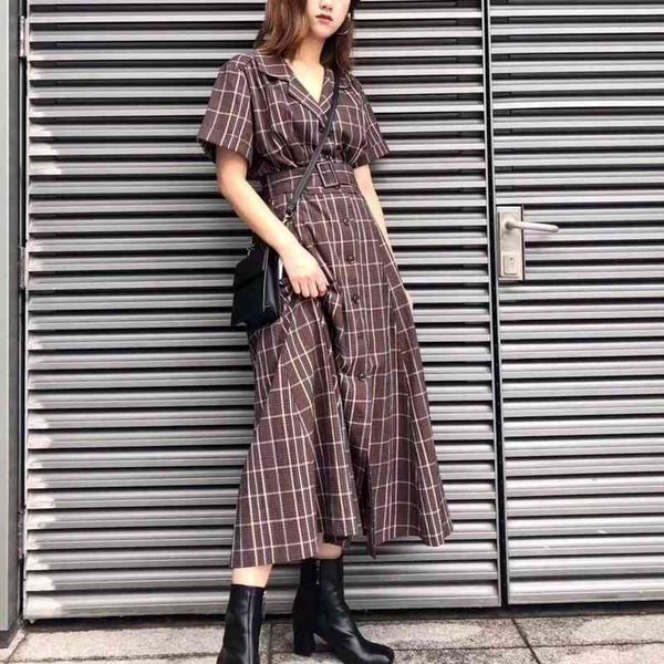 vintage plaid long shirt dress woman fashion slim waist folds vestido mujer summer lace up short sleeve female robe 210514, Black;gray
vintage plaid long shirt dress woman fashion slim waist folds vestido mujer summer lace up short sleeve female robe 210514, Black;gray