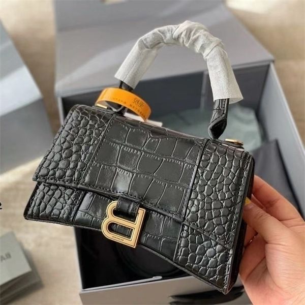 new series stone hourglass crocodile grain cowhide hand single shoulder bag female purse
new series stone hourglass crocodile grain cowhide hand single shoulder bag female purse