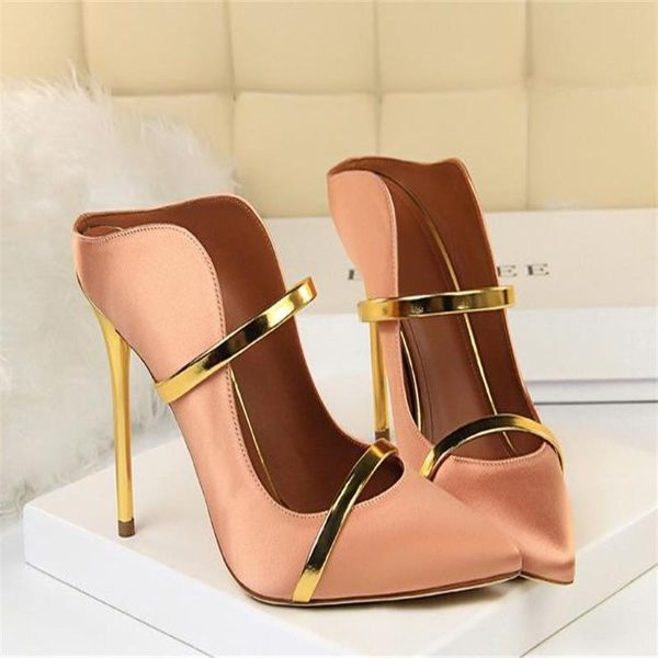 women's slippers with thin heels and high heels, pointed head and hollow shallow mouth, Black
women's slippers with thin heels and high heels, pointed head and hollow shallow mouth, Black