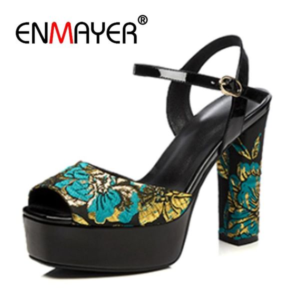 sandals buckle strap casual sandalias de mujer verano 2021 woman shoes women big girl size 34-40 zyl2756, Black
sandals buckle strap casual sandalias de mujer verano 2021 woman shoes women big girl size 34-40 zyl2756, Black