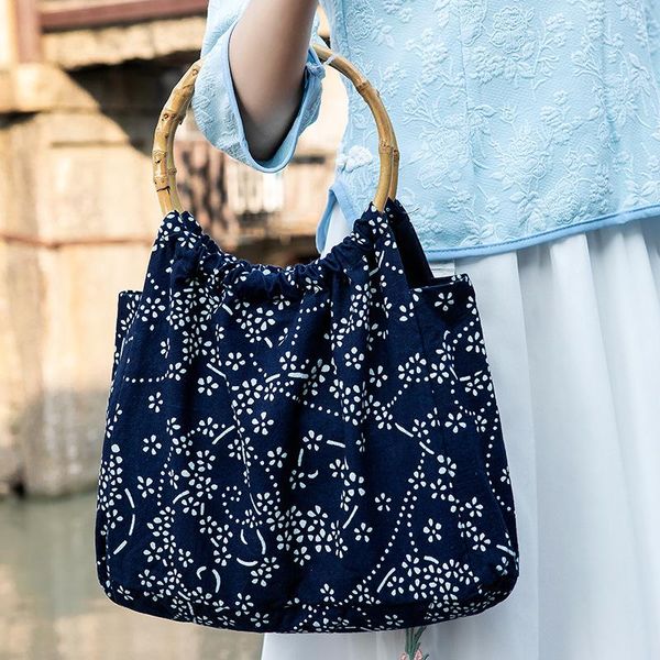 women's handbags female designer handmade one-shoulder handbag bamboo ring bag batik chinese ethnic style travel duffel bags
women's handbags female designer handmade one-shoulder handbag bamboo ring bag batik chinese ethnic style travel duffel bags