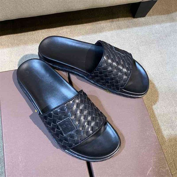 21 summer new style one line sandal surface outdoor thick soled beach shoes v13 guangzhou tide leather slipper, Black
21 summer new style one line sandal surface outdoor thick soled beach shoes v13 guangzhou tide leather slipper, Black