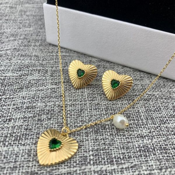 pendant necklaces 2021 retro design european and american style necklace earings set, Silver
pendant necklaces 2021 retro design european and american style necklace earings set, Silver
