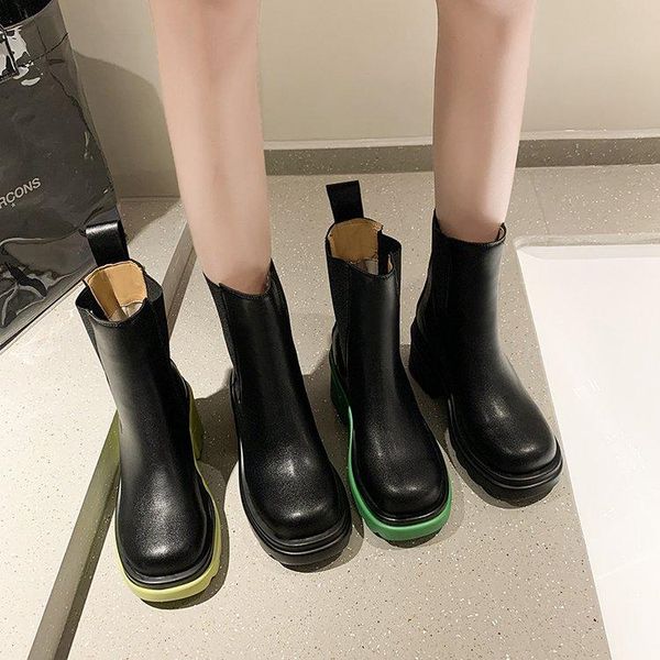 boots 2021 autumn/winter british wind smoke tube boot middle ankle women thick bottom tide, Black
boots 2021 autumn/winter british wind smoke tube boot middle ankle women thick bottom tide, Black