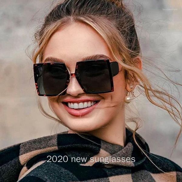 2020 new black sunglasses women vintage oversized gradient sun glasses female designer rivet eyewear uv400 nx1, White;black
2020 new black sunglasses women vintage oversized gradient sun glasses female designer rivet eyewear uv400 nx1, White;black
