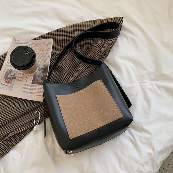 evening bags female bag simple fashion pu leather shoulder for women large capacity luxury designer handbag lady crossbody
evening bags female bag simple fashion pu leather shoulder for women large capacity luxury designer handbag lady crossbody
