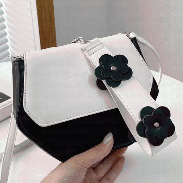 evening bags fashion women messenger female leather shoulder bag vintage handbag high qaulity casual flowers crossbody sac
evening bags fashion women messenger female leather shoulder bag vintage handbag high qaulity casual flowers crossbody sac