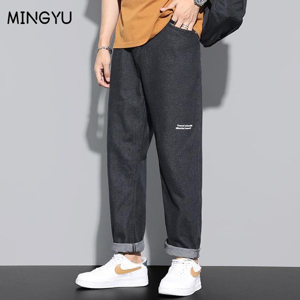 men's jeans 2021 spring autumn straight-leg loose classic style cotton blue black text printing casual trousers male brand
men's jeans 2021 spring autumn straight-leg loose classic style cotton blue black text printing casual trousers male brand