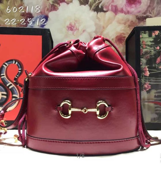 totes brand designer luxury 602118 bags a new series of body drawstring bucket handbags iconic cross handles shoulder bag clutches e
totes brand designer luxury 602118 bags a new series of body drawstring bucket handbags iconic cross handles shoulder bag clutches e