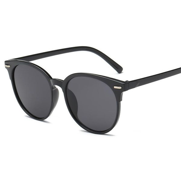 sunglasses 2021 luxury women men driving shades male sun glasses vintage travel fishing classic, White;black
sunglasses 2021 luxury women men driving shades male sun glasses vintage travel fishing classic, White;black