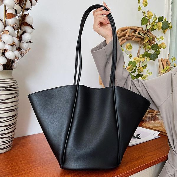 evening bags high capacity shoulder bag fashion women's trend handbags autumn winter shopping female design tote
evening bags high capacity shoulder bag fashion women's trend handbags autumn winter shopping female design tote