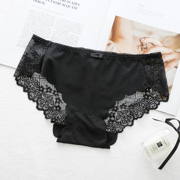 women's panties women underwear ice silk ladies lace seamless pure crotch low-rise thin type briefs soft comfortable lingerie, Black;pink
women's panties women underwear ice silk ladies lace seamless pure crotch low-rise thin type briefs soft comfortable lingerie, Black;pink