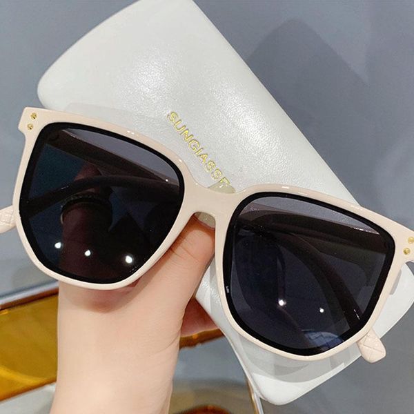 sunglasses fashion women oversized designer vintage sun glasses uv400 shades eyewear, White;black
sunglasses fashion women oversized designer vintage sun glasses uv400 shades eyewear, White;black