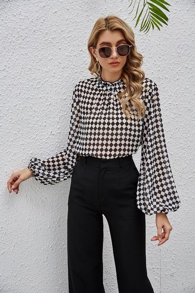 women's t-shirt 2021 spring fashion square plaid lantern long sleeve chiffon wood ear high collar turtleneck loose office women shirt o, White
women's t-shirt 2021 spring fashion square plaid lantern long sleeve chiffon wood ear high collar turtleneck loose office women shirt o, White