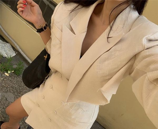 two piece dress ins korean style simple solid elegant double breasted suits+high waist mini skirts sets for laides, White
two piece dress ins korean style simple solid elegant double breasted suits+high waist mini skirts sets for laides, White