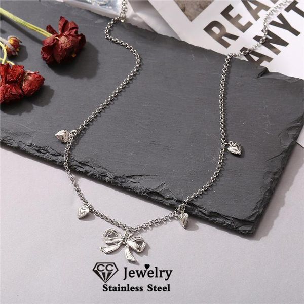 chains butterfly shape necklace women accessories aesthetic colar simple design silver color torque pendant choker party gift yh564
chains butterfly shape necklace women accessories aesthetic colar simple design silver color torque pendant choker party gift yh564