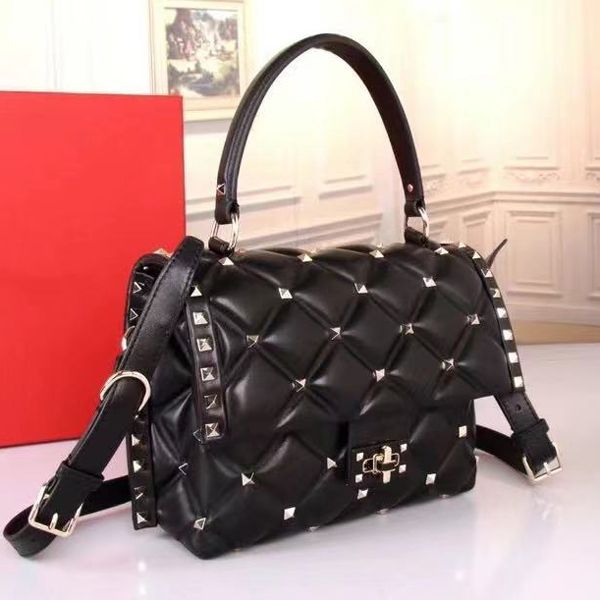 genuine leather handbag rivet rhombic bag shoulder strap women luxurys fashion designers bags female clutch classic girl handbags red blue c
genuine leather handbag rivet rhombic bag shoulder strap women luxurys fashion designers bags female clutch classic girl handbags red blue c