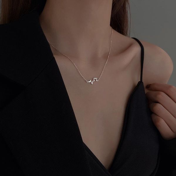 chains hkmmh 925 sterling silver hollow love heart beating zircon pendant necklace female fashion cute beautiful temperament wedding
chains hkmmh 925 sterling silver hollow love heart beating zircon pendant necklace female fashion cute beautiful temperament wedding