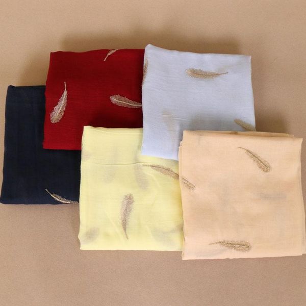scarves 2021 plain cotton shawls embroidery feather scarf summer muslim glitter hijab wraps long muffler viscose scarves/scarf 180*90cm, Blue;gray
scarves 2021 plain cotton shawls embroidery feather scarf summer muslim glitter hijab wraps long muffler viscose scarves/scarf 180*90cm, Blue;gray