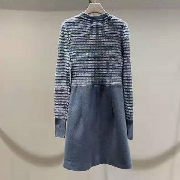capris sweater 2021 winter women o-neck striped patterns knitting long sleeve grey black casual knitted, Black;gray
capris sweater 2021 winter women o-neck striped patterns knitting long sleeve grey black casual knitted, Black;gray