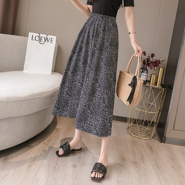 2021 new retro silk chiffon skirt, small daisy print, korean style, high waist, flower pattern, medium length, hip, a series, series znyi, Black
2021 new retro silk chiffon skirt, small daisy print, korean style, high waist, flower pattern, medium length, hip, a series, series znyi, Black