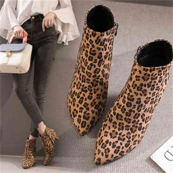 boots women autumn ankle boots flock high heels 7cm point zipper leopard half short winter martin boots female shoes 210514, Black
boots women autumn ankle boots flock high heels 7cm point zipper leopard half short winter martin boots female shoes 210514, Black