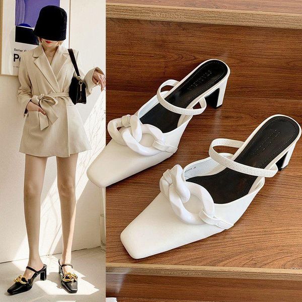slippers commuter women 's 2021 summer fashion square toe metal big chain word with chunky heel sandals, Black
slippers commuter women 's 2021 summer fashion square toe metal big chain word with chunky heel sandals, Black