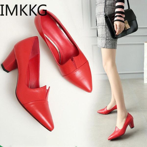 dress shoes women pumps black high heels lady patent leather thick with autumn pointed single female sandals y10232
dress shoes women pumps black high heels lady patent leather thick with autumn pointed single female sandals y10232