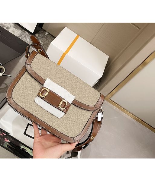 2021 women's horsebit saddle bag fashion handbag shoulder box black white blue letter embroidered girl lady messenger waist bags
2021 women's horsebit saddle bag fashion handbag shoulder box black white blue letter embroidered girl lady messenger waist bags