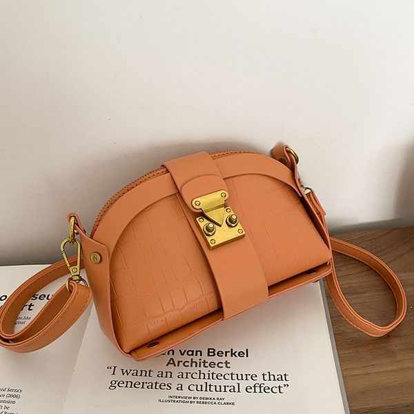2021 bag female autumn single shoulder bag pu messenger metal buckle fashion trend crocodile minority light luxury
2021 bag female autumn single shoulder bag pu messenger metal buckle fashion trend crocodile minority light luxury