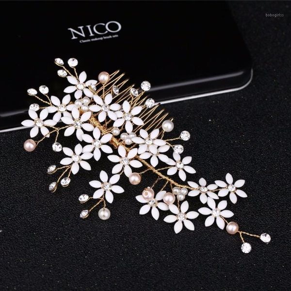 european gold hair comb bridal rhinestone set with diamond beads wedding jewelry accessories1
european gold hair comb bridal rhinestone set with diamond beads wedding jewelry accessories1