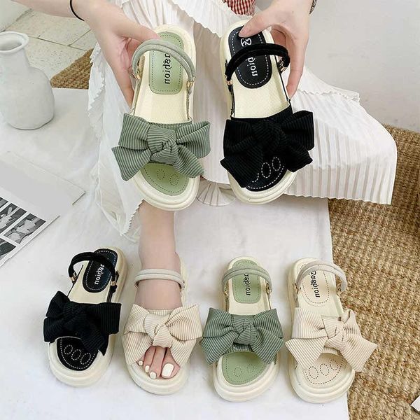 slippers low shoes woman 2021 lady flat platform pantofle luxury slides girl designer summer rubber pu rome scandals sweet, Black
slippers low shoes woman 2021 lady flat platform pantofle luxury slides girl designer summer rubber pu rome scandals sweet, Black