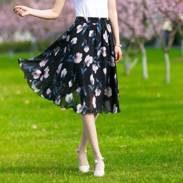 skirts flowing chiffon for ladies girls summer versatile midi skirt floral print vintage fairy cute knee-length semi soft, Black
skirts flowing chiffon for ladies girls summer versatile midi skirt floral print vintage fairy cute knee-length semi soft, Black