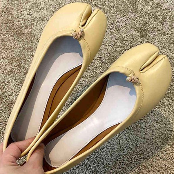sandals solid clip toe real leather ballet flat women comfy loafers shallow slip on shoes woman soft bottom antiskid ballerina fem, Black
sandals solid clip toe real leather ballet flat women comfy loafers shallow slip on shoes woman soft bottom antiskid ballerina fem, Black