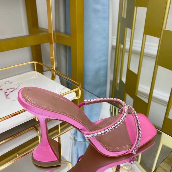 heels 2022 designer women slippers classic high heeled coarse heel 100% leather womans shoes wedding dress muller shoes parties occupation, Black
heels 2022 designer women slippers classic high heeled coarse heel 100% leather womans shoes wedding dress muller shoes parties occupation, Black