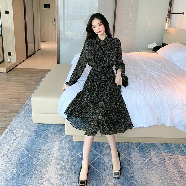 casual dresses 2021 spring and autumn fashion print french style retro chiffon high waist flared sleeve ruffled women's dress, Black;gray
casual dresses 2021 spring and autumn fashion print french style retro chiffon high waist flared sleeve ruffled women's dress, Black;gray