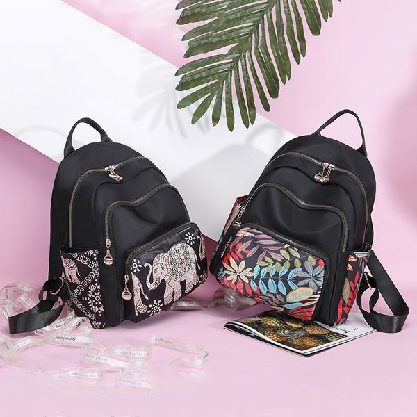 backpack fashion women 2021 fabric leisure nylon black versatile women's bag oxford small, Black;red
backpack fashion women 2021 fabric leisure nylon black versatile women's bag oxford small, Black;red