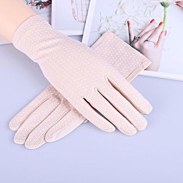 five fingers gloves spring and summer thin ladies breathable cycling non-slip lace uv sunscreen touch screen, Blue;gray
five fingers gloves spring and summer thin ladies breathable cycling non-slip lace uv sunscreen touch screen, Blue;gray