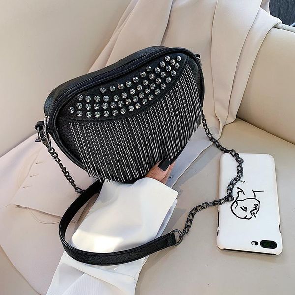 shoulder bags 2021 women luxury handbags designer heart-shaped chains bag ladies small rivet tassel crossbody sac a main
shoulder bags 2021 women luxury handbags designer heart-shaped chains bag ladies small rivet tassel crossbody sac a main