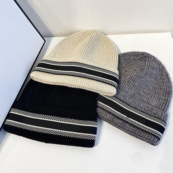 designer mens womens beanies knitted hat luxury skull winter mask cotton cashmere patchwork letters outdoor casual caps, Blue;gray
designer mens womens beanies knitted hat luxury skull winter mask cotton cashmere patchwork letters outdoor casual caps, Blue;gray