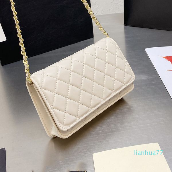 designer- women bags handbag totes shoulder cross body classic square cover sheepskin chains bag 19*13cm,2 colours
designer- women bags handbag totes shoulder cross body classic square cover sheepskin chains bag 19*13cm,2 colours